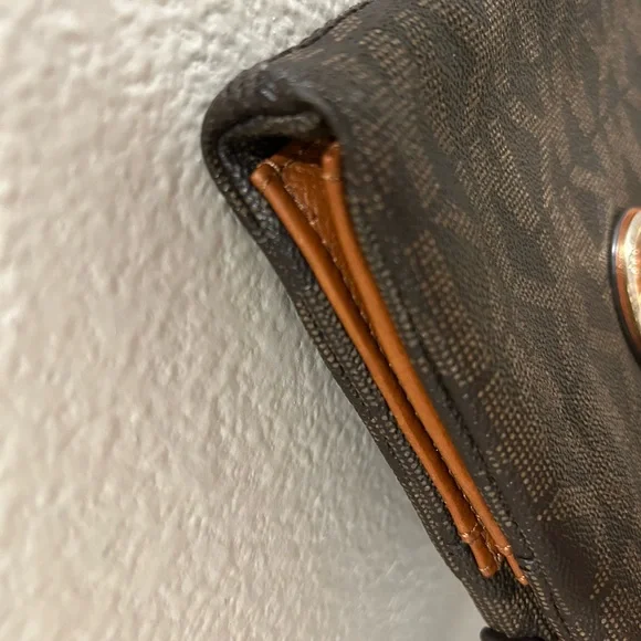 Michael Kors Signature Brown Logo Bag - Picture 13 of 13